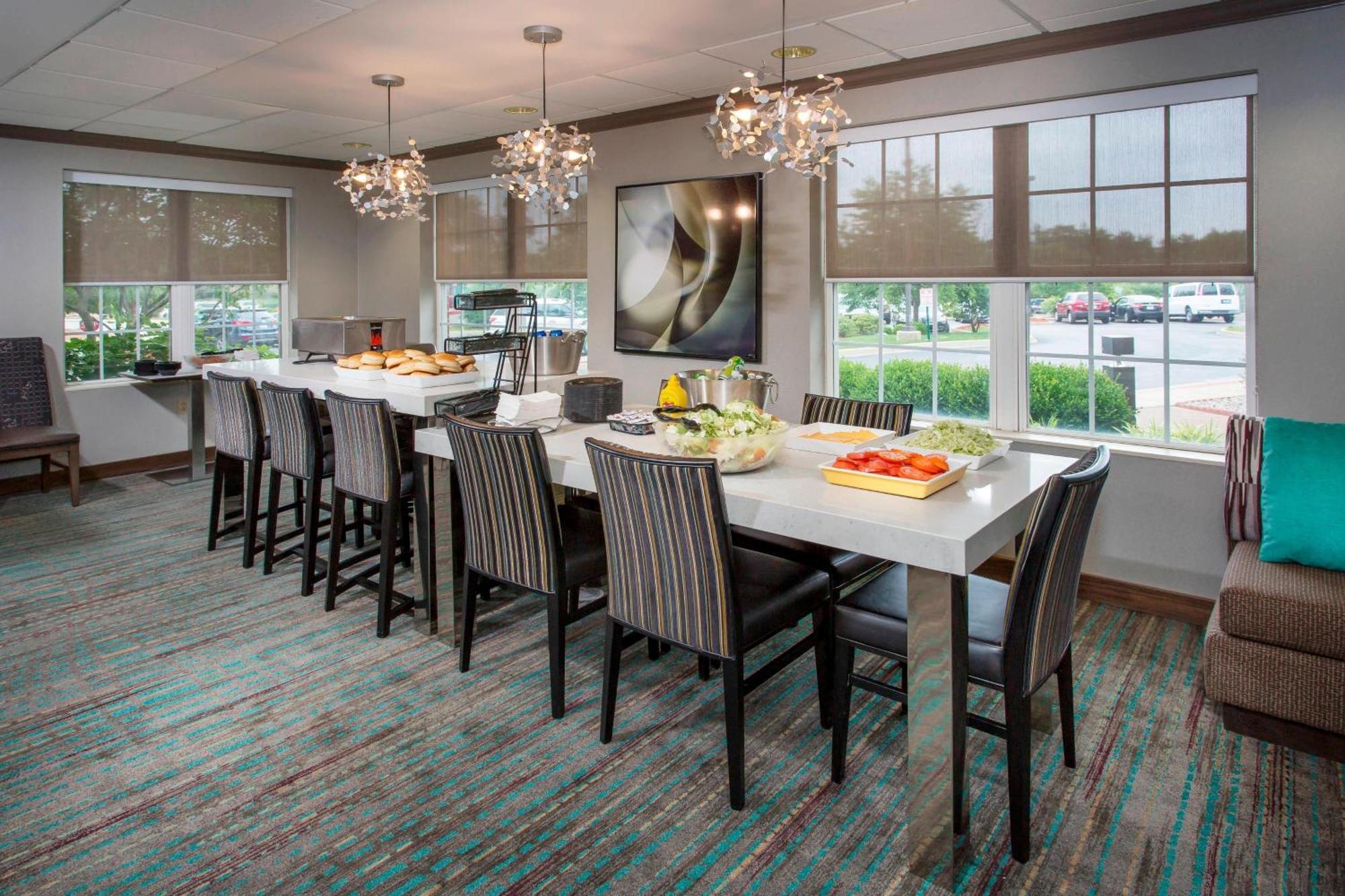 Residence Inn Louisville Northeast Buitenkant foto